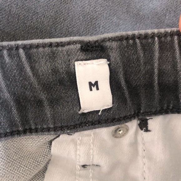 Shorts - Picture 4 of 5